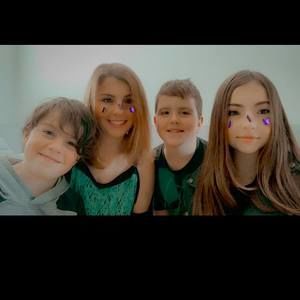 Meet your Posher, Lily